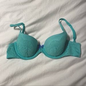 Victoria’s Secret Body By Victoria Lined Demi Bra